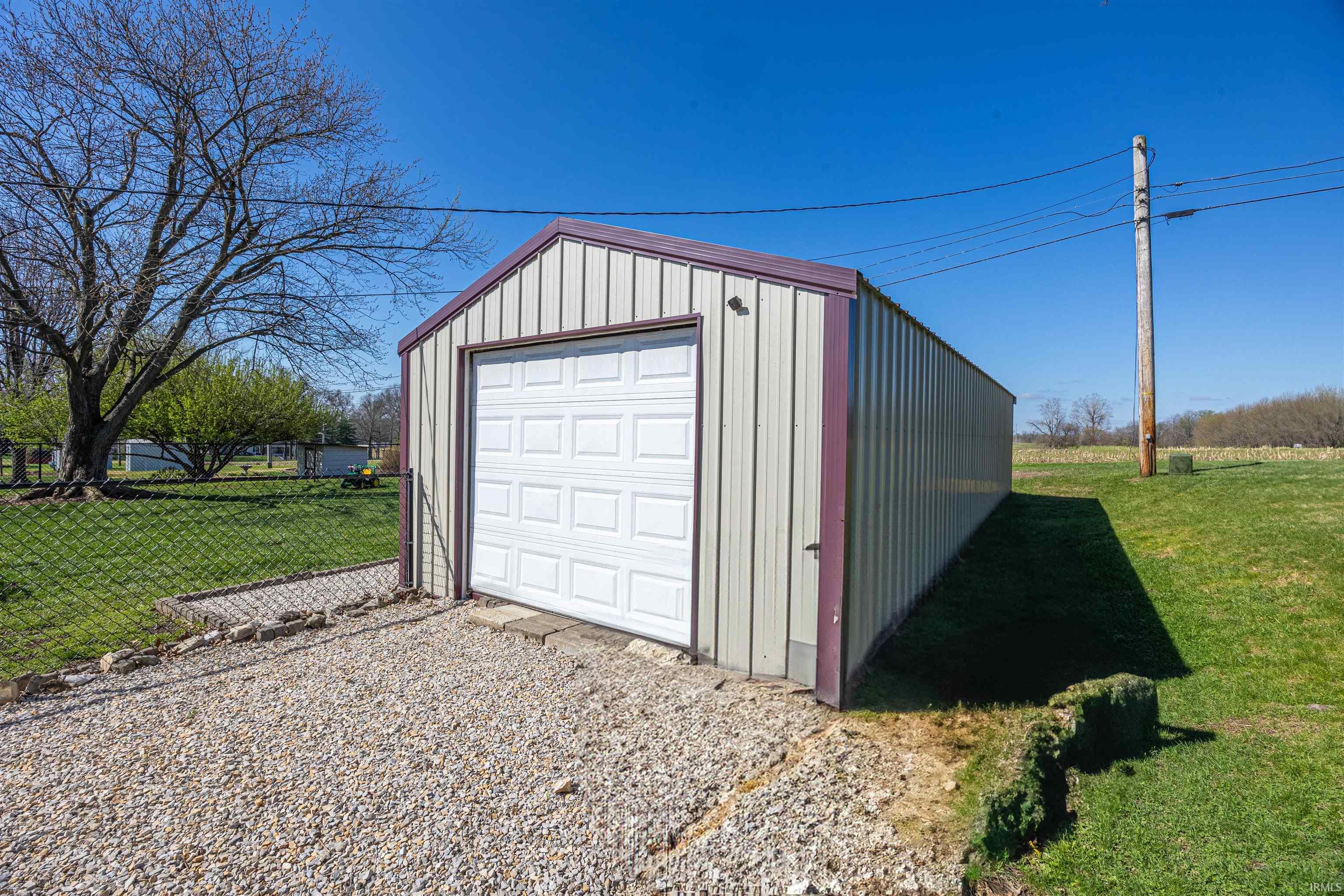 812 Giesler Road Jasper, IN 47546 - Photo 7 of 36