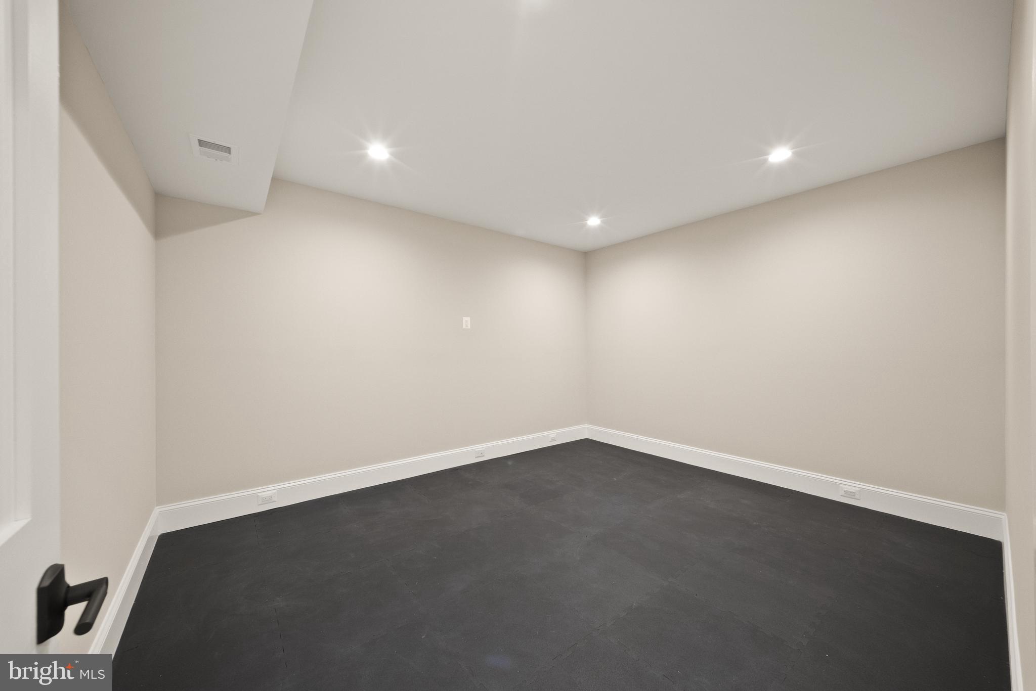 31 East Reed Avenue Alexandria, VA 22305 - Photo 52 of 71