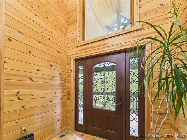 $475,000 | 813 Woodland Avenue, Corydon, IN 47112