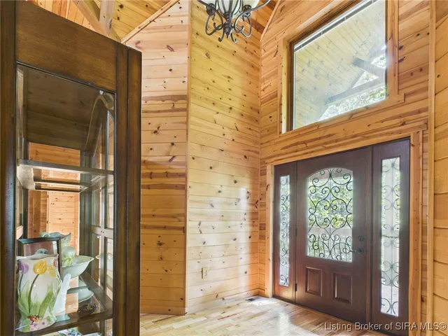 $475,000 | 813 Woodland Avenue, Corydon, IN 47112