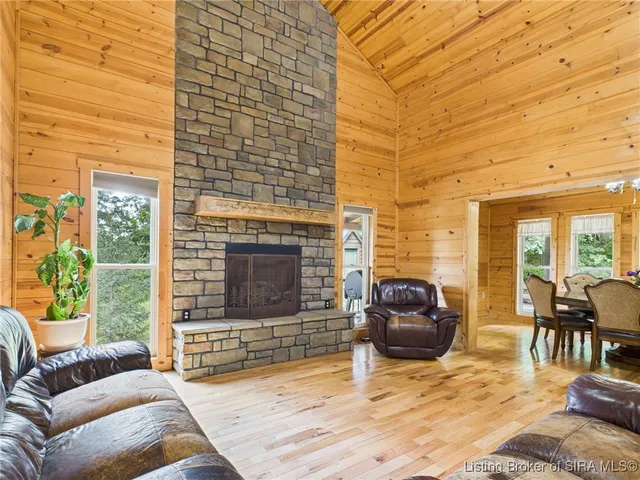 $475,000 | 813 Woodland Avenue, Corydon, IN 47112