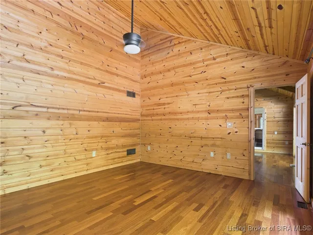 $475,000 | 813 Woodland Avenue, Corydon, IN 47112