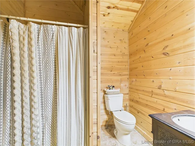 $475,000 | 813 Woodland Avenue, Corydon, IN 47112