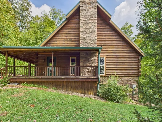 $475,000 | 813 Woodland Avenue, Corydon, IN 47112