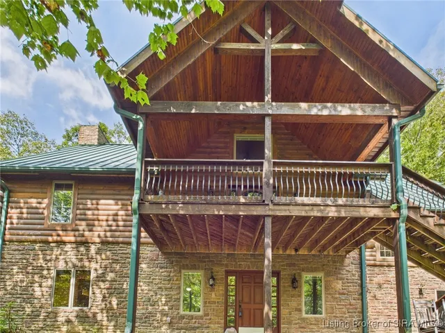 $475,000 | 813 Woodland Avenue, Corydon, IN 47112