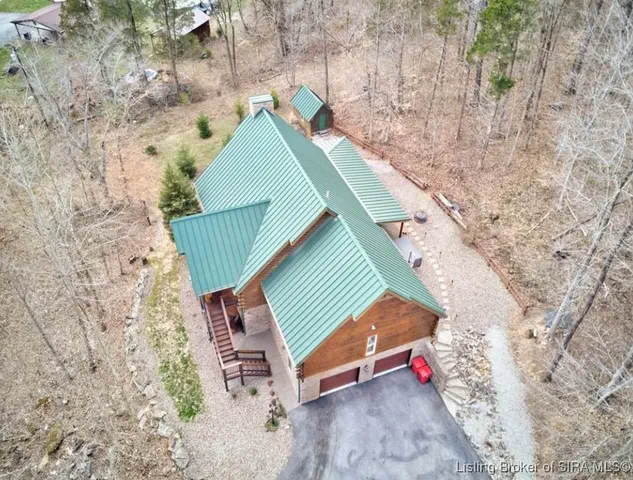 $475,000 | 813 Woodland Avenue, Corydon, IN 47112