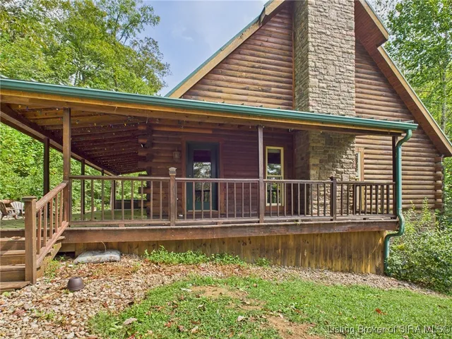 $475,000 | 813 Woodland Avenue, Corydon, IN 47112