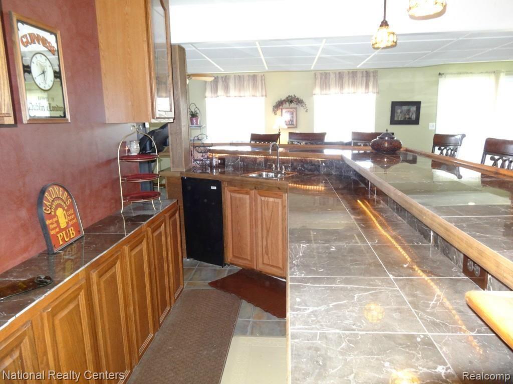 4335 North Ridge Drive Pinckney, MI 48169 - Photo 35 of 42 DSC04057.jpg