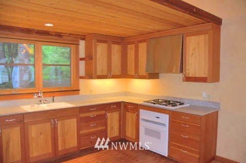 2022 East Quilcene Road Quilcene, WA 98376 - Photo 11 of 24
