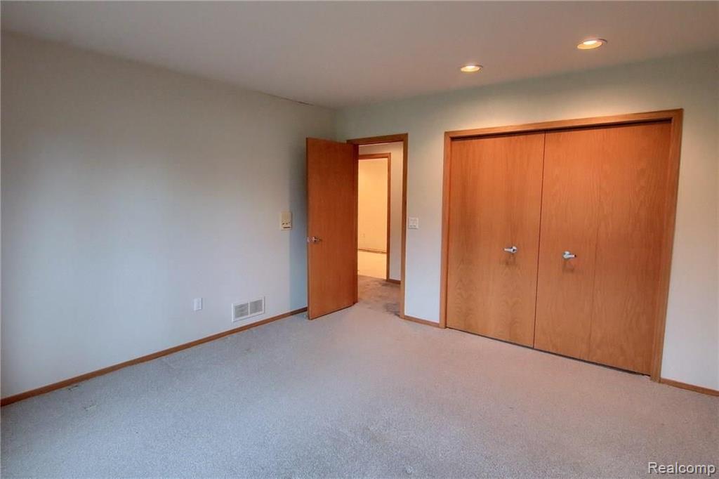 1965 Pine Ridge Lane Bloomfield Hills, MI 48302 - Photo 29 of 38