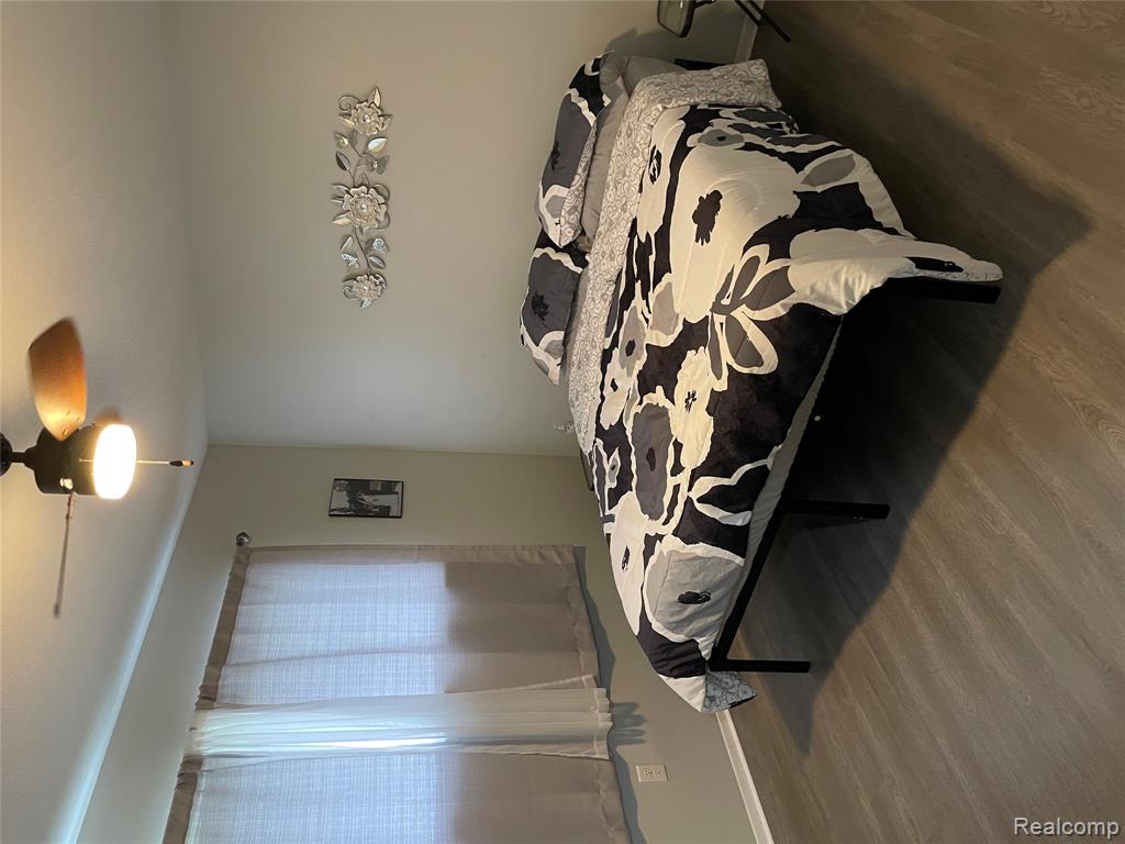 1808 Henbert Road West Bloomfield, MI 48324 - Photo 10 of 18