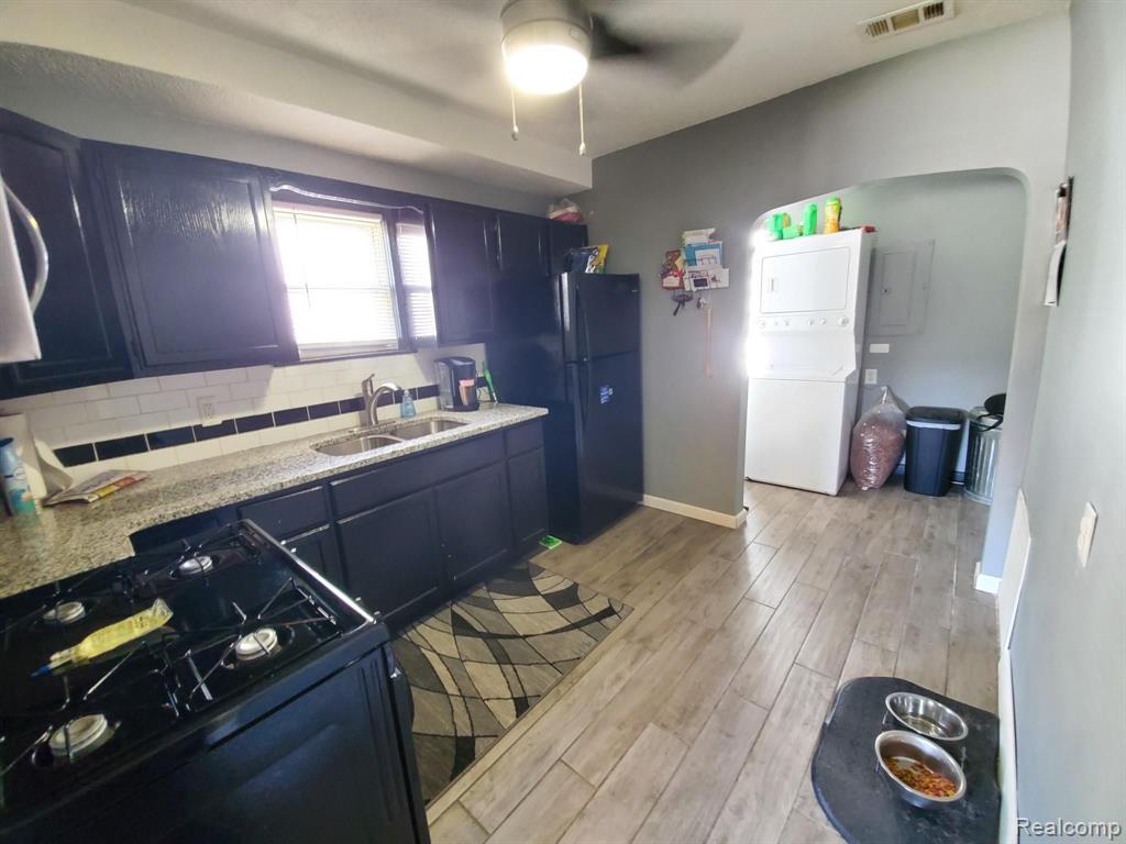 6767 Rivard Avenue Warren, MI 48091 - Photo 15 of 18