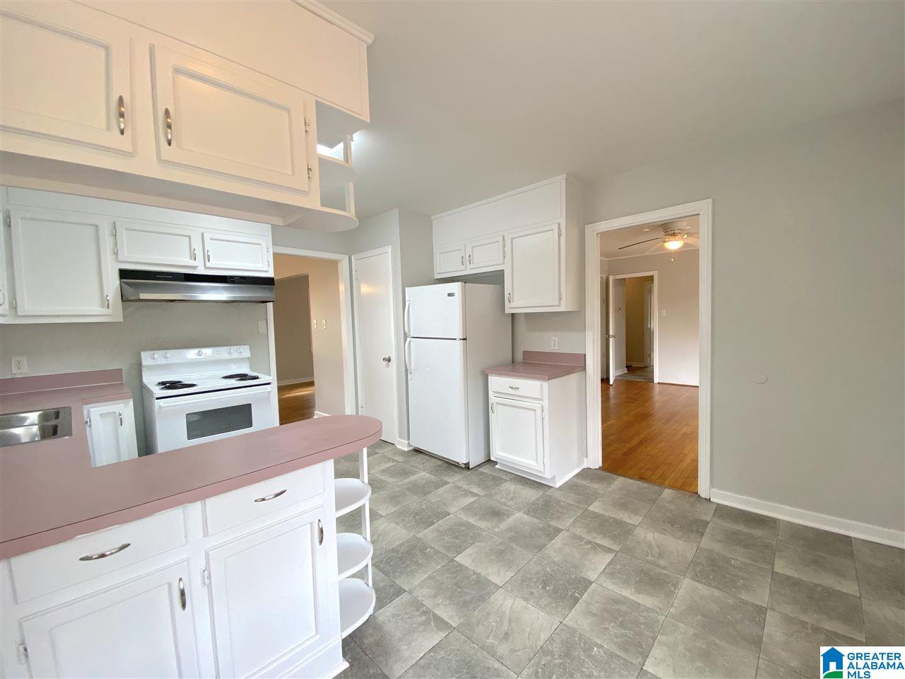 300 Ridgewood Avenue Fairfield, AL 35064 - Photo 19 of 41