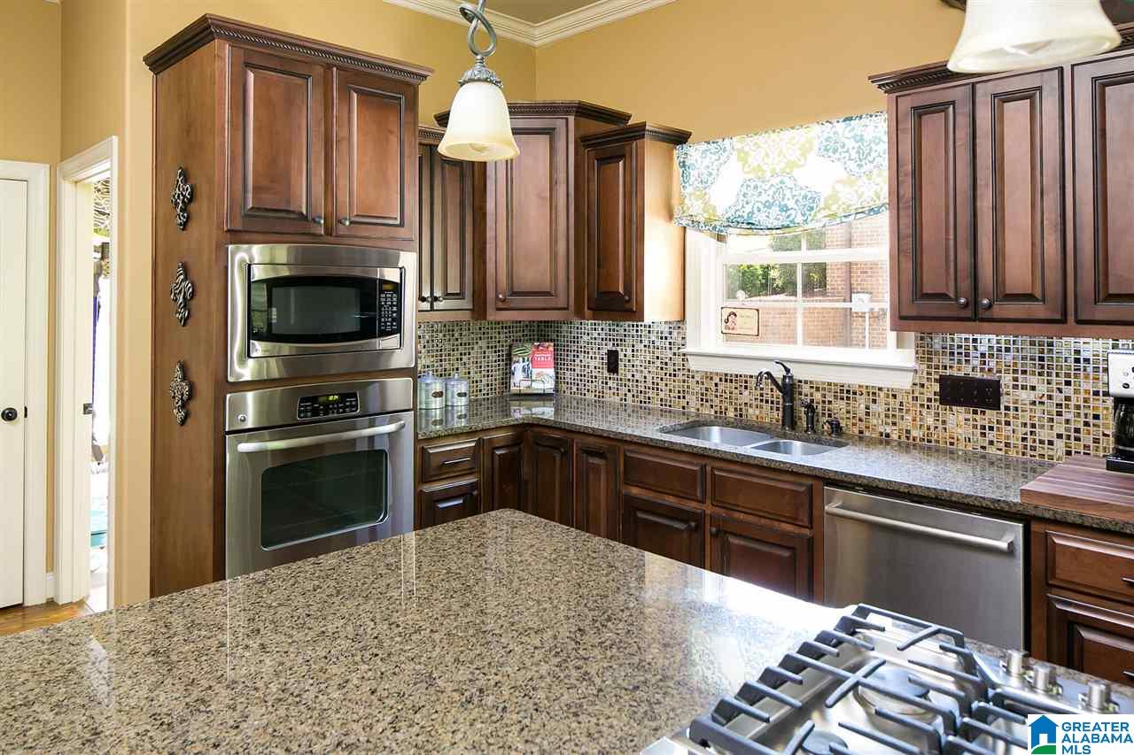 108 Wisteria Drive Alabaster, AL 35007 - Photo 13 of 46