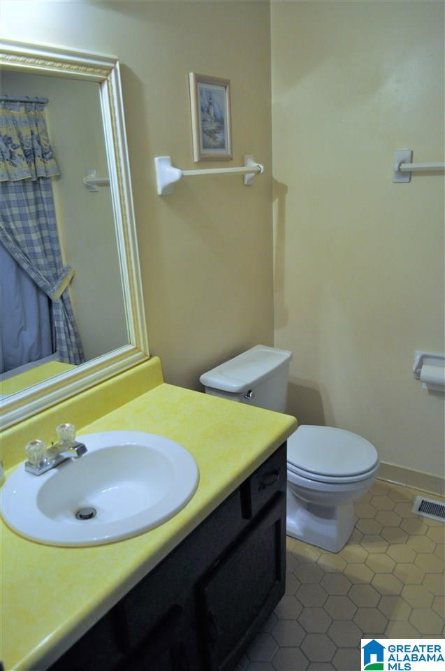 956 Mockingbird Lane Moody, AL 35004 - Photo 33 of 45