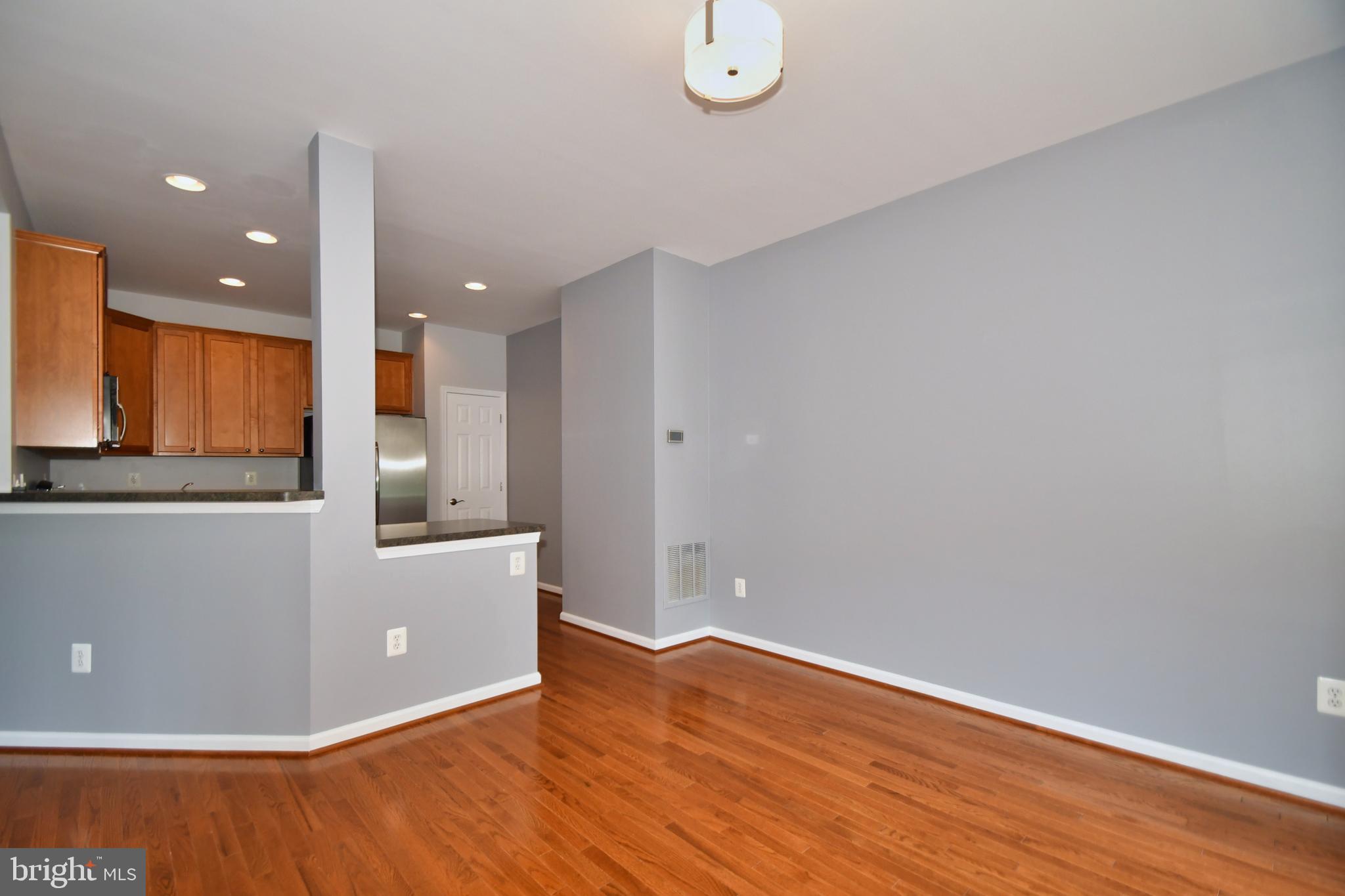 7199 Water Oak Road, Unit 152 Elkridge, MD 21075 - Photo 15 of 41 Breakfast Room