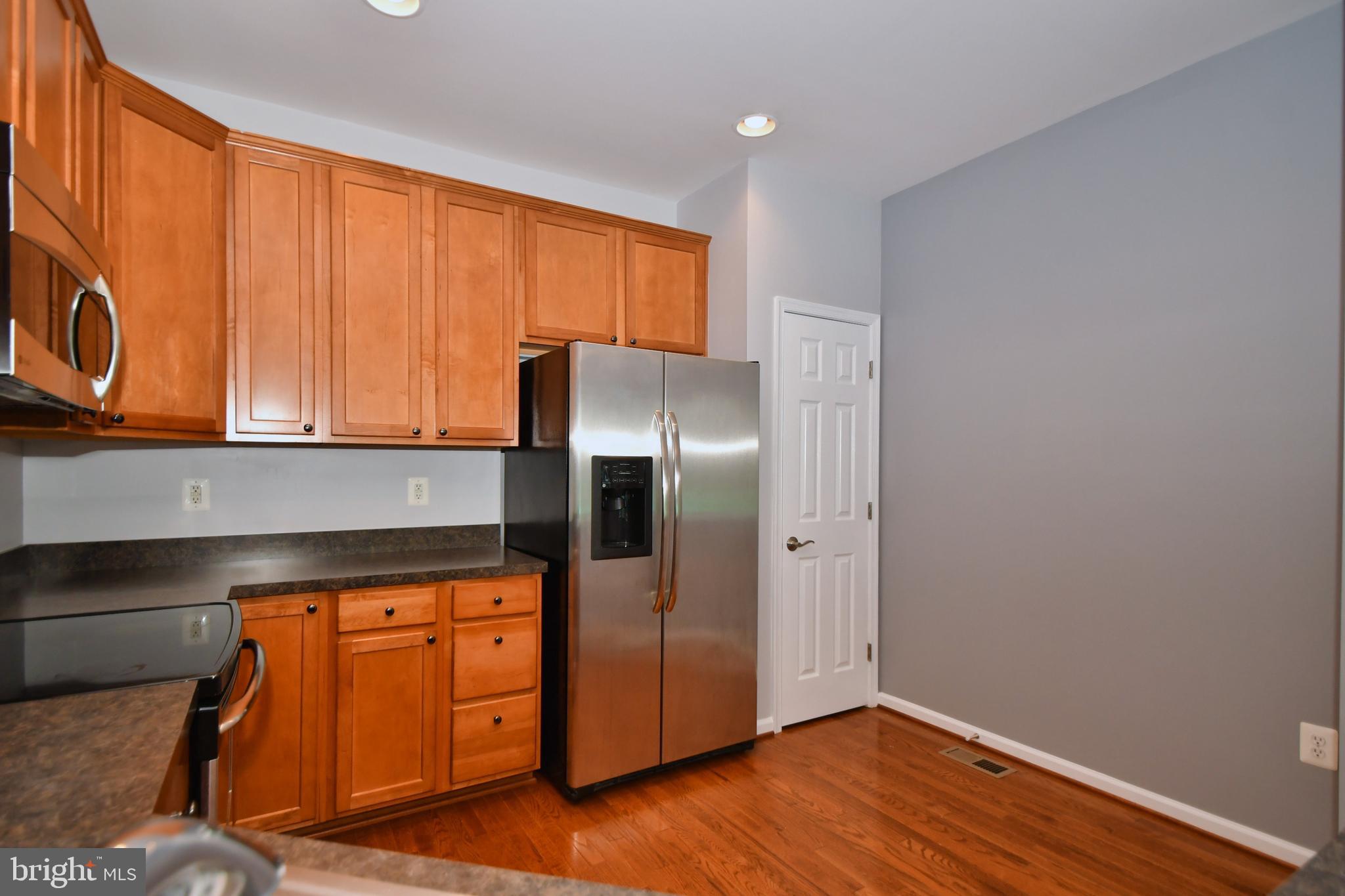 7199 Water Oak Road, Unit 152 Elkridge, MD 21075 - Photo 17 of 41 Kitchen