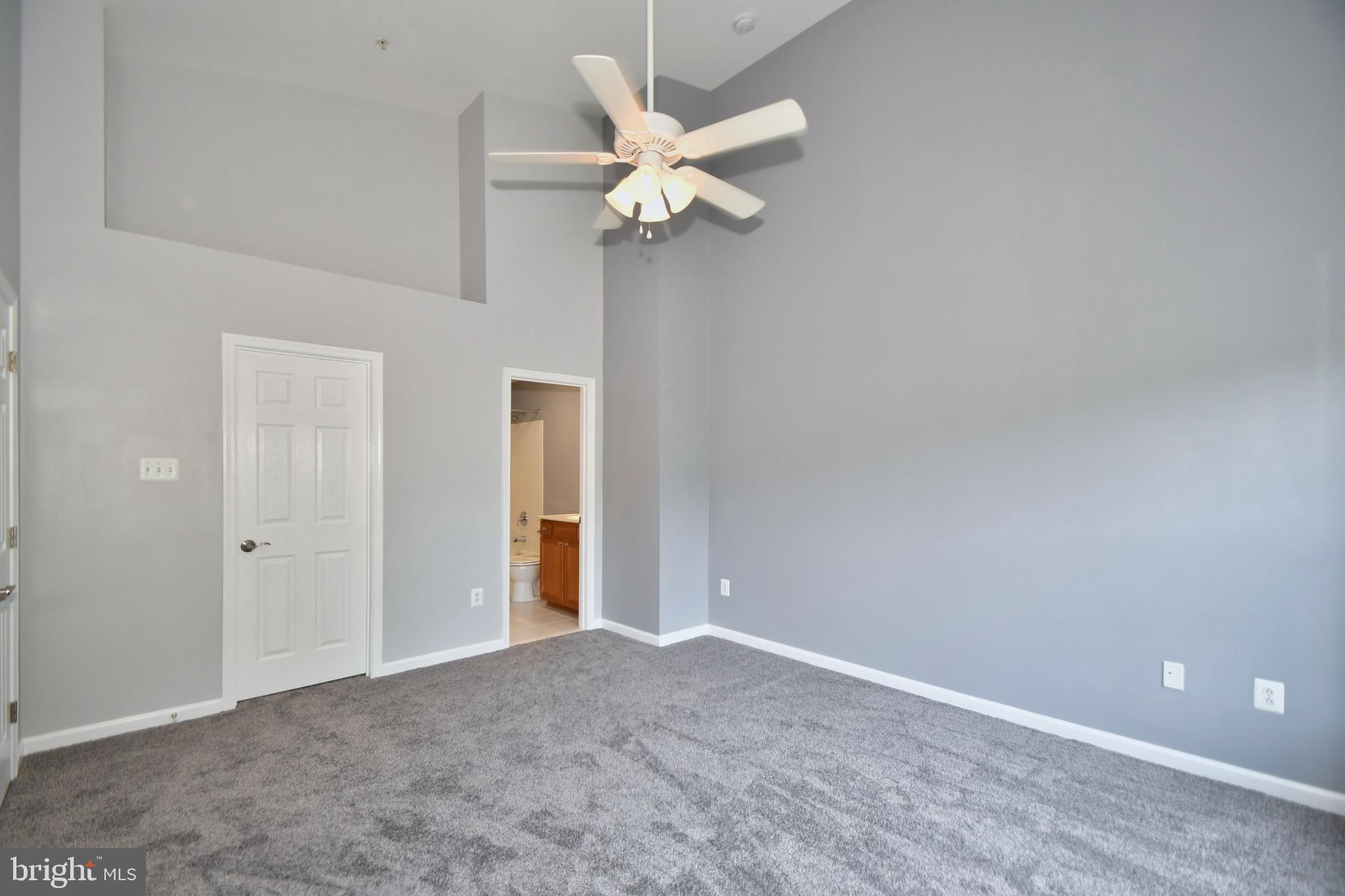 7199 Water Oak Road, Unit 152 Elkridge, MD 21075 - Photo 23 of 41 Master Bedroom