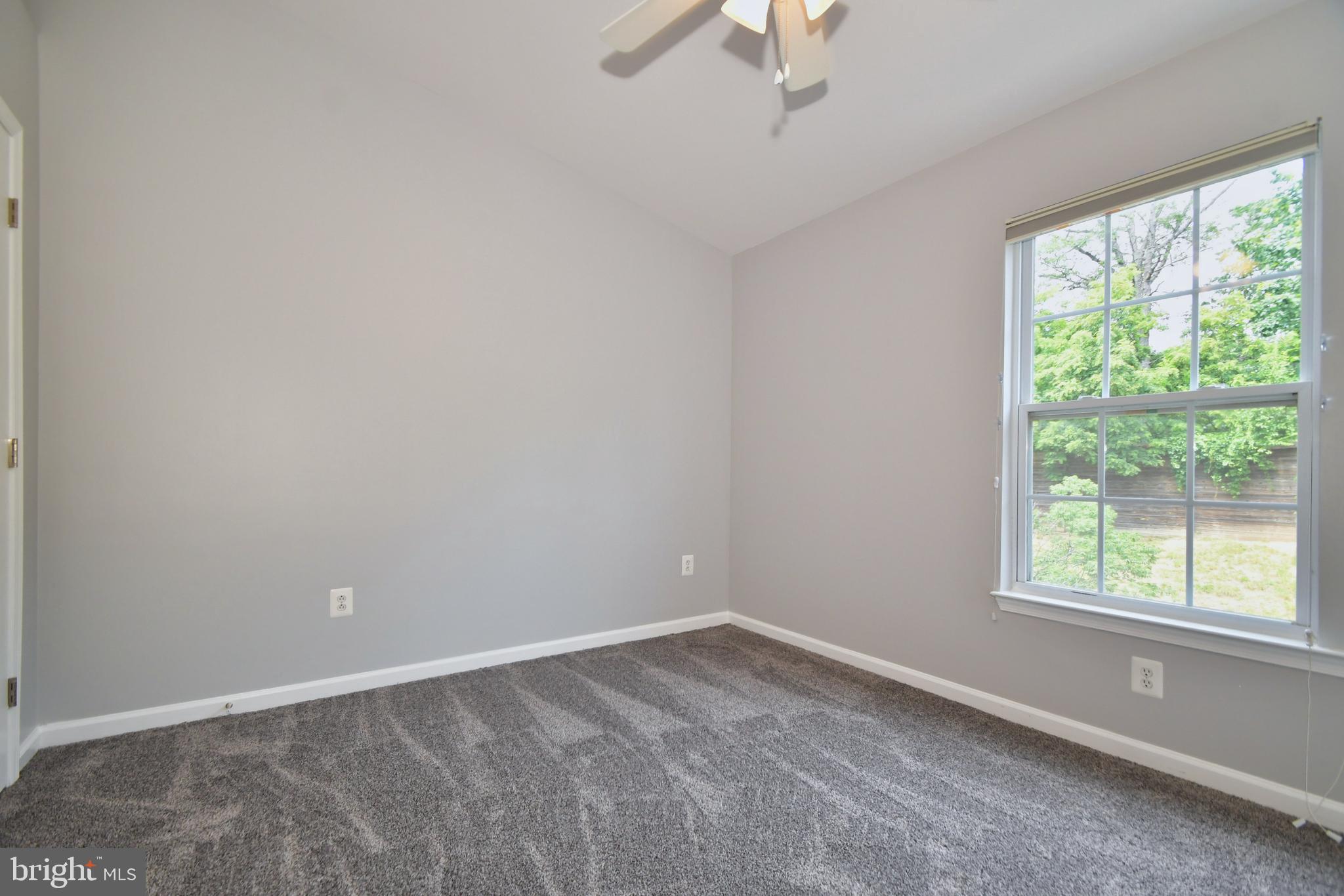 7199 Water Oak Road, Unit 152 Elkridge, MD 21075 - Photo 31 of 41 Bedroom 2