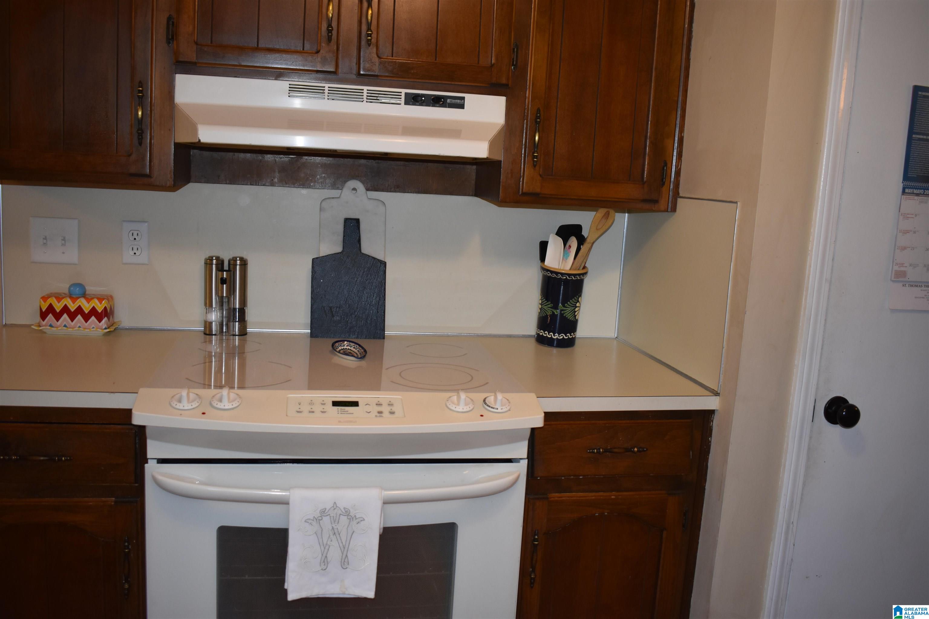 1626 Caribbean Circle Alabaster, AL 35007 - Photo 11 of 38