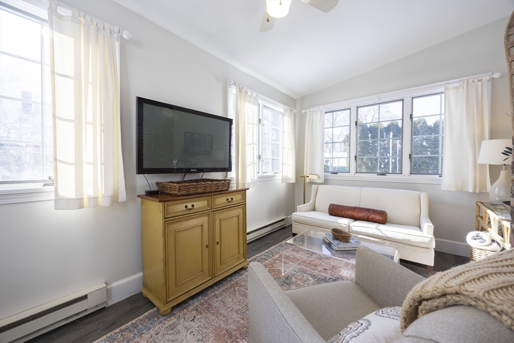 5 Wilde Road Wellesley, MA 02481 - Photo 12 of 37