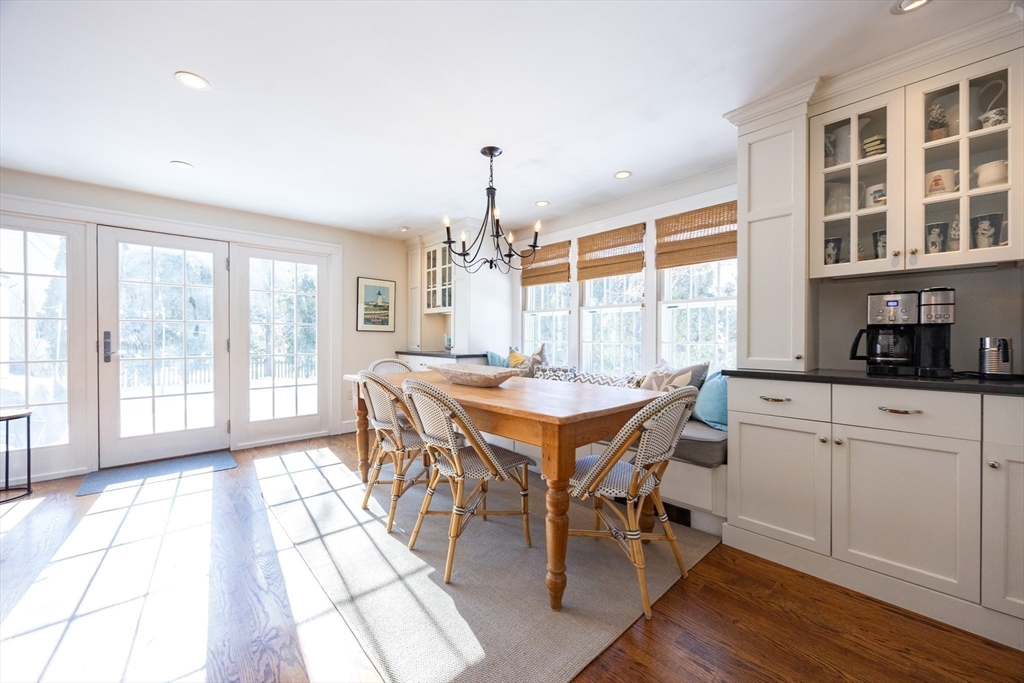 5 Wilde Road Wellesley, MA 02481 - Photo 4 of 37