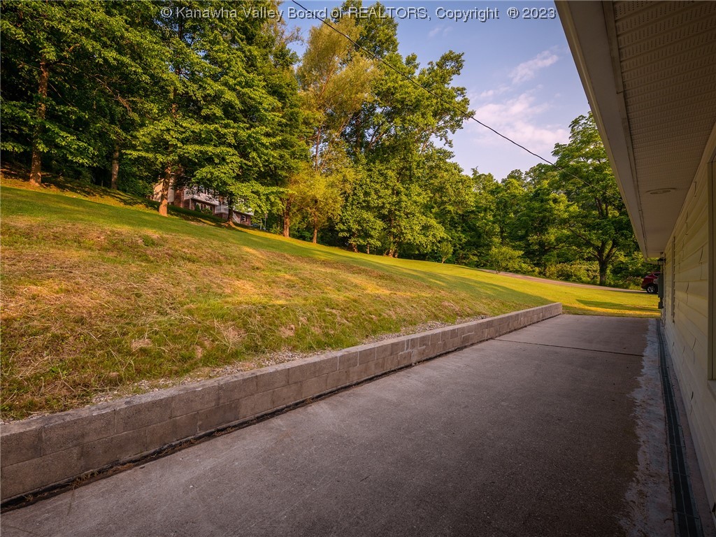 597 Rocky Step Road Scott Depot, WV 25560 - Photo 19 of 21 Gallery Image 19