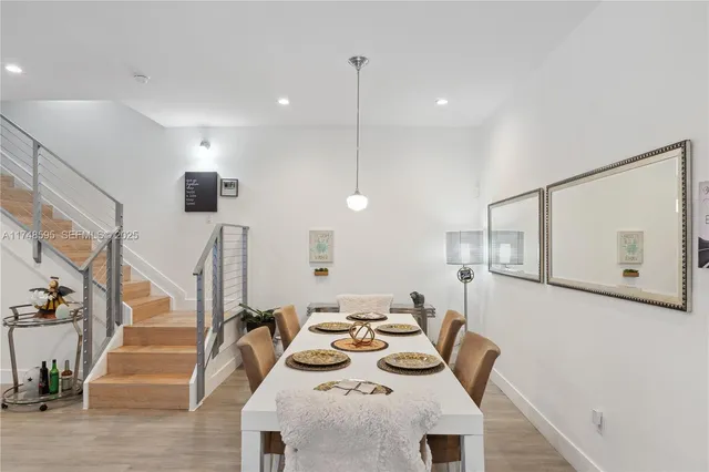 $20,900 | 3570 Southwest 23rd Street, Unit 3570, Miami, FL 33145