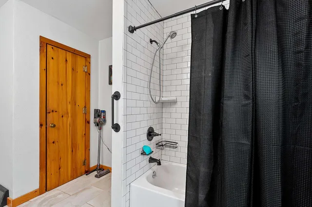 $244,900 | 812 Fremont Street, Fremont, WI 54940