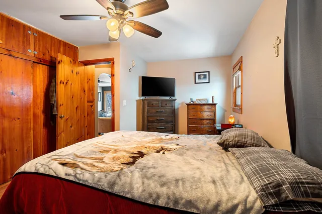 $244,900 | 812 Fremont Street, Fremont, WI 54940