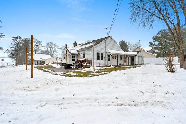 $244,900 | 812 Fremont Street, Fremont, WI 54940