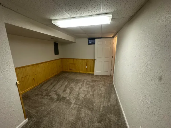 $1,400 | 14915 West Michigan Avenue, Marshall, MI 49068