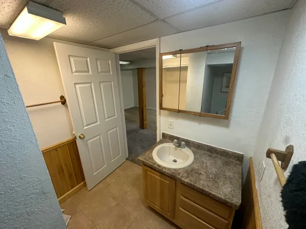 $1,400 | 14915 West Michigan Avenue, Marshall, MI 49068