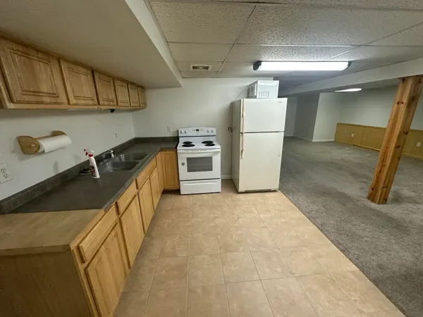 $1,400 | 14915 West Michigan Avenue, Marshall, MI 49068
