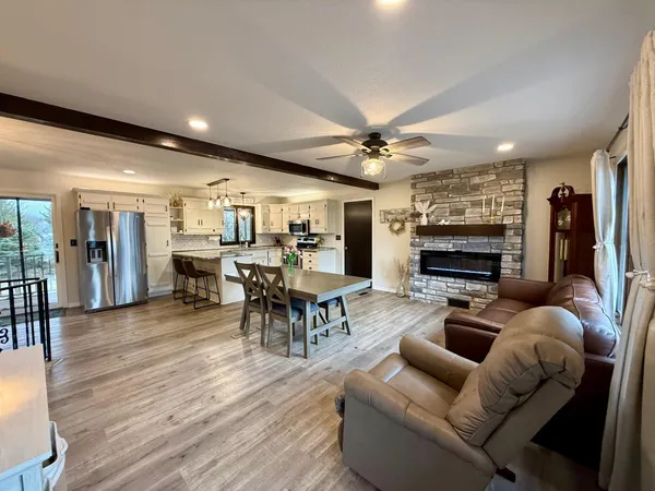 $565,000 | 705 Timberline Drive Southeast, Oronoco, MN 55960