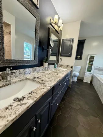 $565,000 | 705 Timberline Drive Southeast, Oronoco, MN 55960