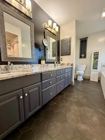 $565,000 | 705 Timberline Drive Southeast, Oronoco, MN 55960