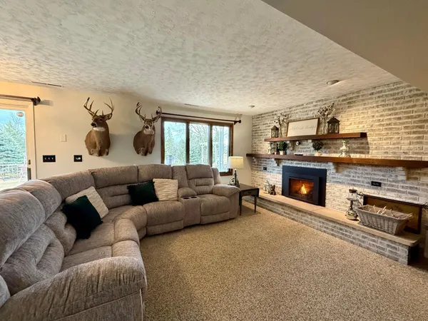 $565,000 | 705 Timberline Drive Southeast, Oronoco, MN 55960