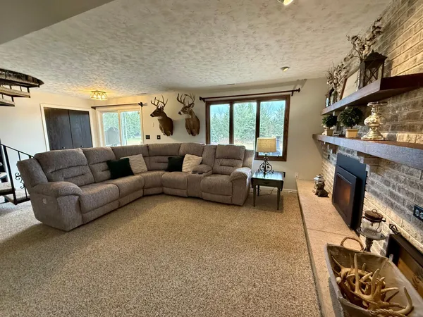 $565,000 | 705 Timberline Drive Southeast, Oronoco, MN 55960