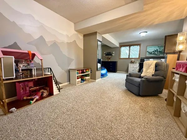 $565,000 | 705 Timberline Drive Southeast, Oronoco, MN 55960