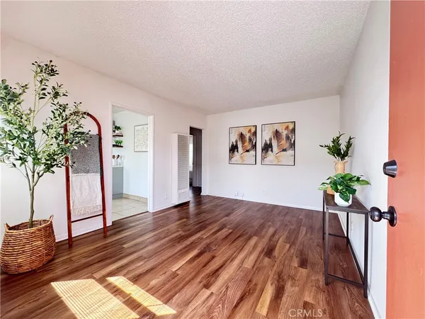 $860,000 | 5010 West El Segundo Boulevard, Hawthorne, CA 90250