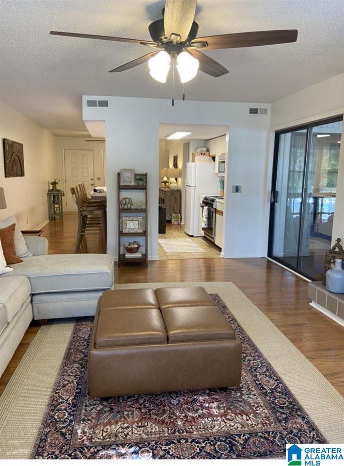 604 Paradise Isle, Unit 604 Riverside, AL 35135 - Photo 5 of 35 Gallery Image 5