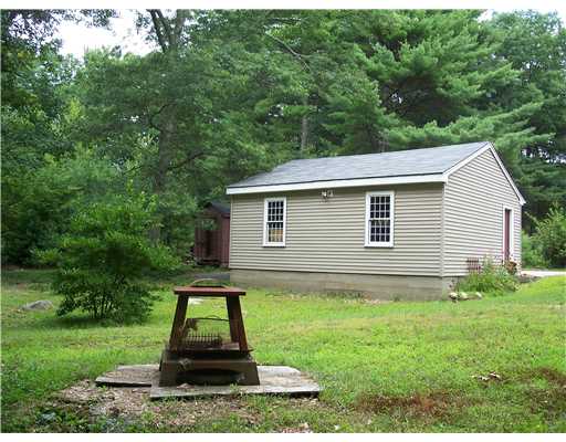 275 Hammet Road Coventry, RI 02816 - Photo 7 of 12 Yard/Garden.
