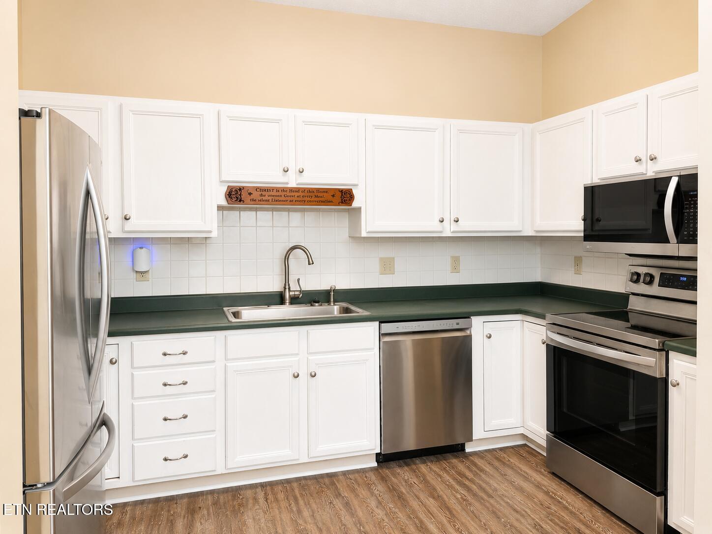 3319 Laurel View Road Knoxville, TN 37917 - Photo 14 of 19 3D6A229B-3132-47B9-8874-7E925EEDED92