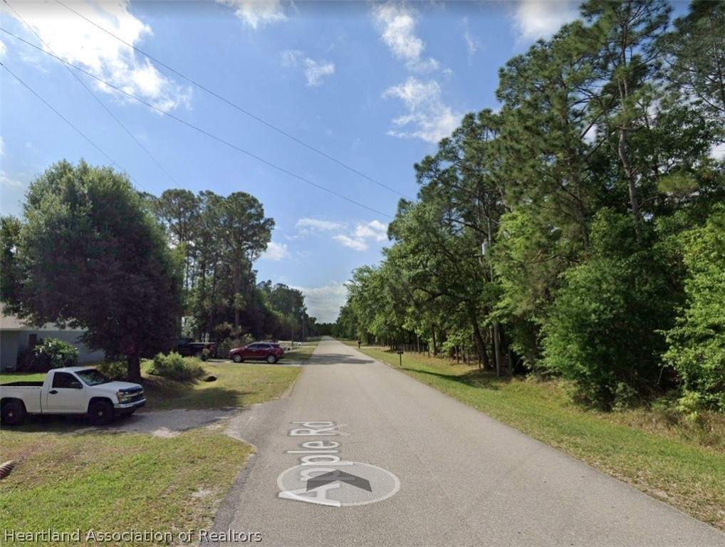 6214 Apple Road Sebring, FL 33875 - Photo 4 of 4 Gallery Image 4