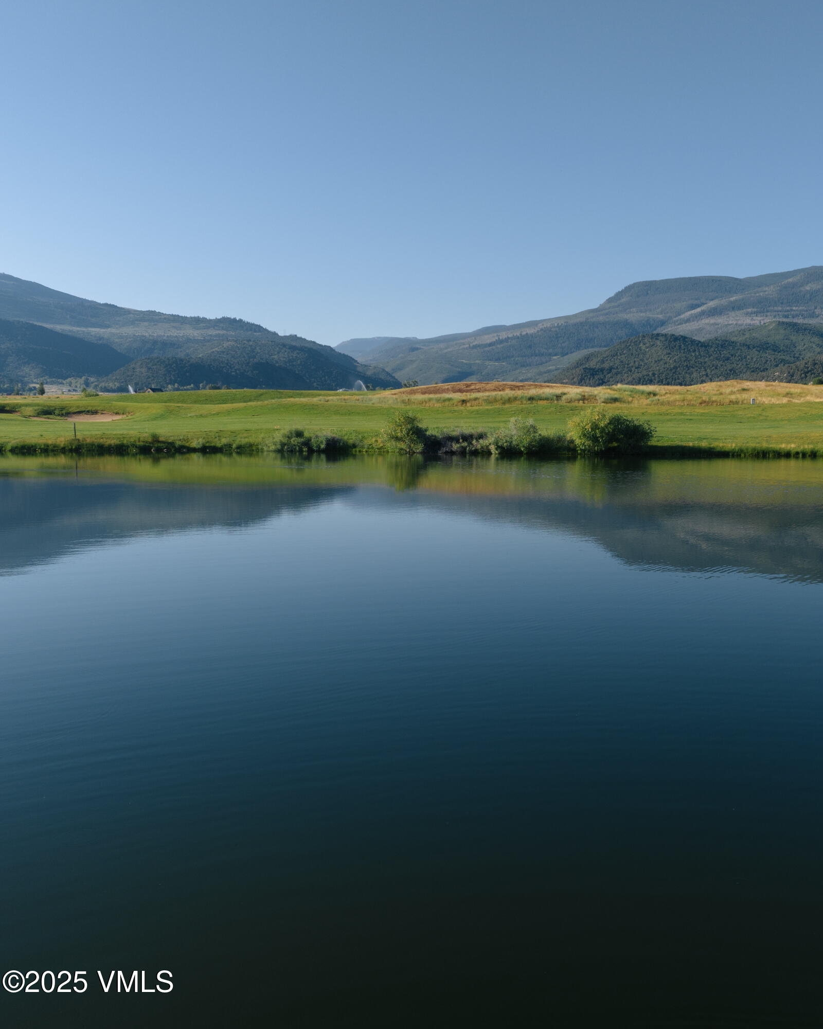 84 Tallgrass Gypsum, CO 81637 - Photo 10 of 13 a view of an ocean and beach