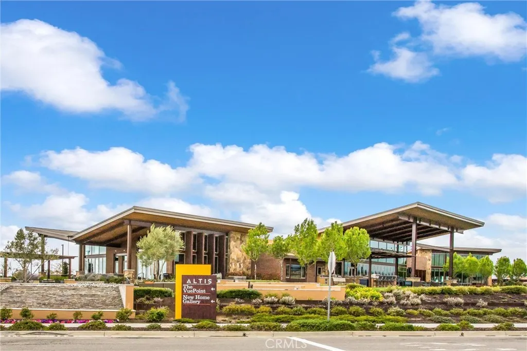 1567 Park Haven Drive Rialto, CA 92376 - Photo 19 of 35 Community Center