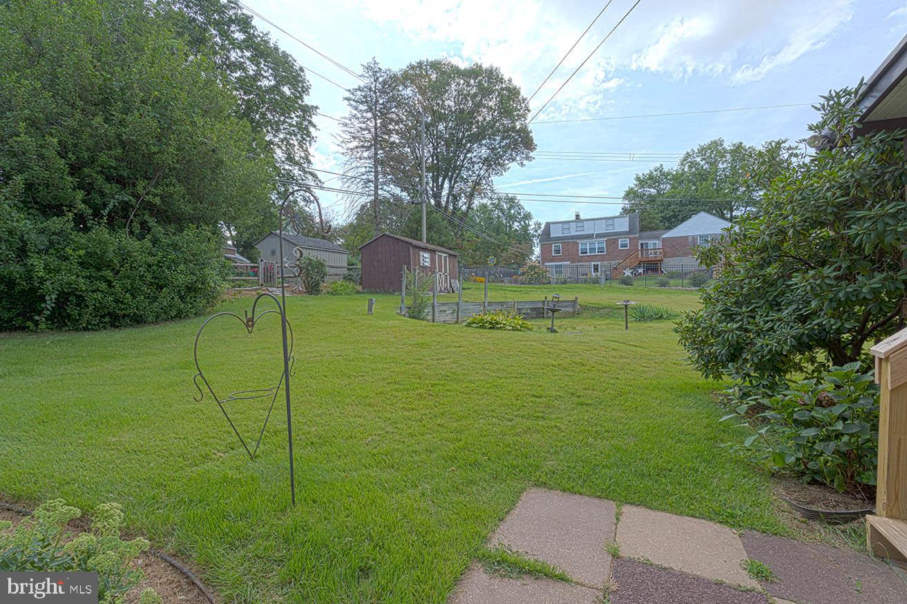 818 Rhodora Avenue Reading, PA 19605 - Photo 29 of 33