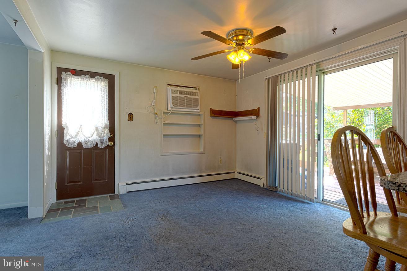 818 Rhodora Avenue Reading, PA 19605 - Photo 8 of 33
