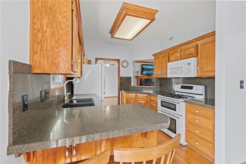 1330 North Lake City Valley Road Buckner, MO 64016 - Photo 10 of 46